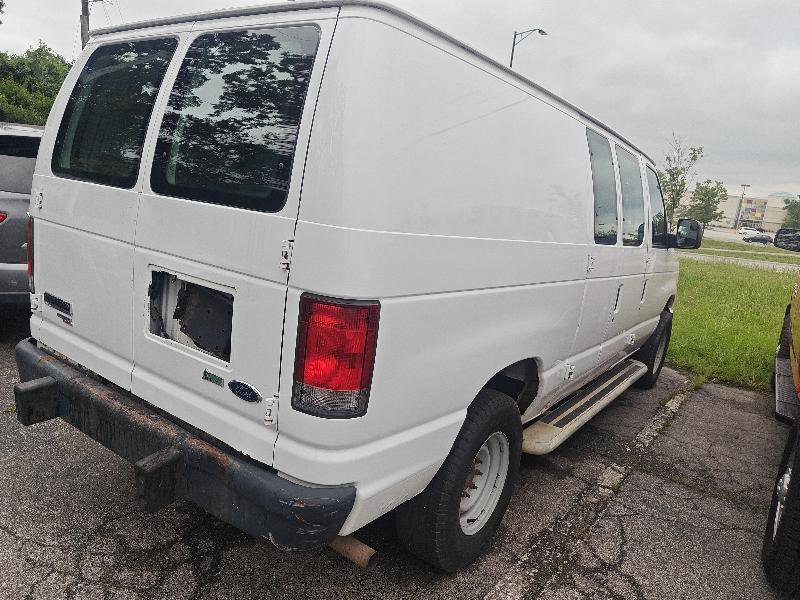 Used 2013 Ford E-250 and Econoline 250 w/ PWR Group image 3
