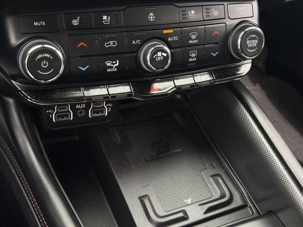 Used 2022 Dodge Durango R/T w/ Blacktop Package image 20