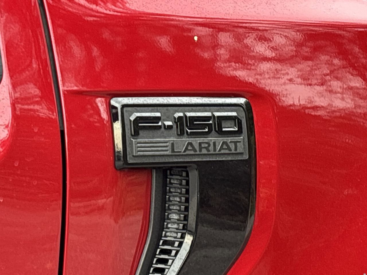 Used 2025 Ford F150 Lariat w/ Equipment Group 502A High image 9