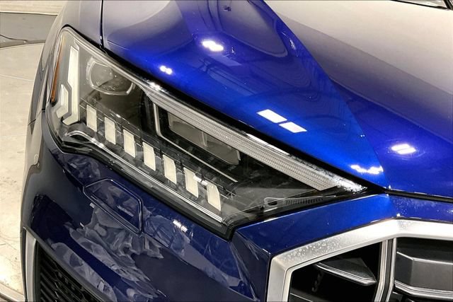Used 2023 Audi SQ7 Prestige AWD/4WD image 24