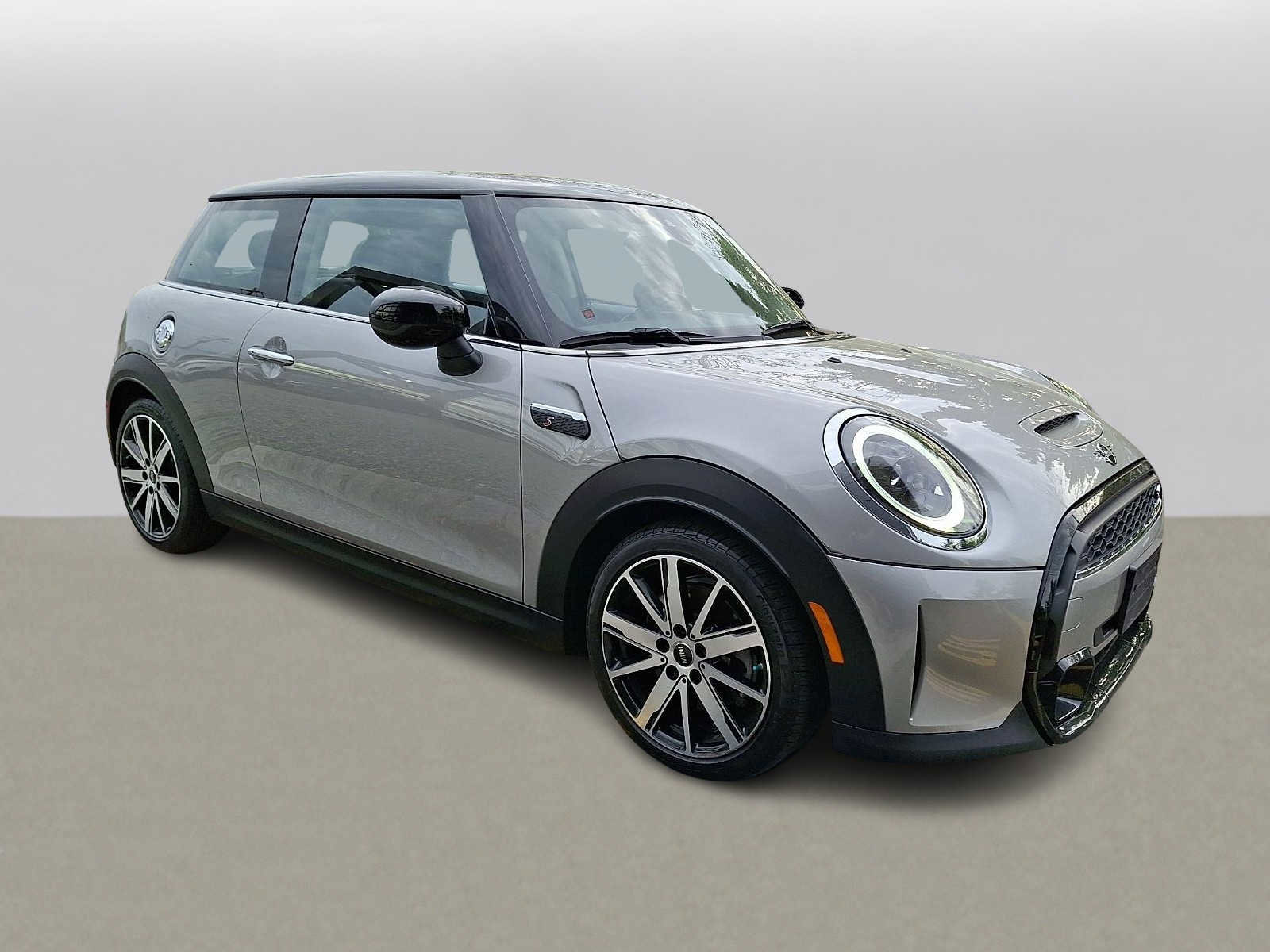 Used 2024 MINI Cooper S FWD image 3