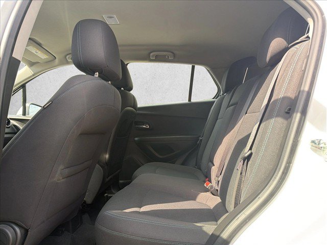 Used 2015 Chevrolet Trax LS FWD image 22