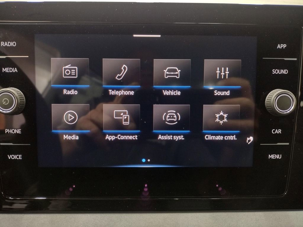 New 2025 Volkswagen Jetta SE image 25