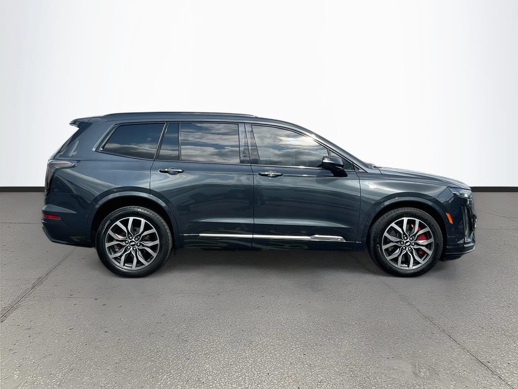 Used 2023 Cadillac XT6 Sport w/ Technology Package AWD/4WD image 8