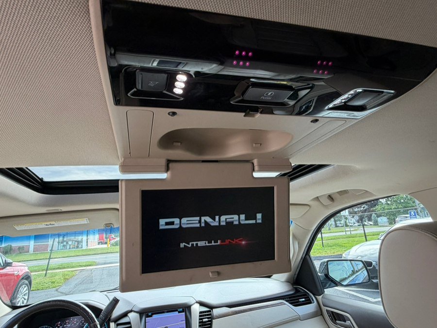 Used 2018 GMC Yukon Denali AWD/4WD image 15