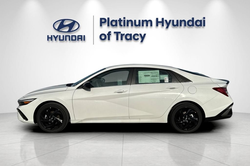 New 2026 Hyundai Elantra SEL Sport Premium FWD image 7