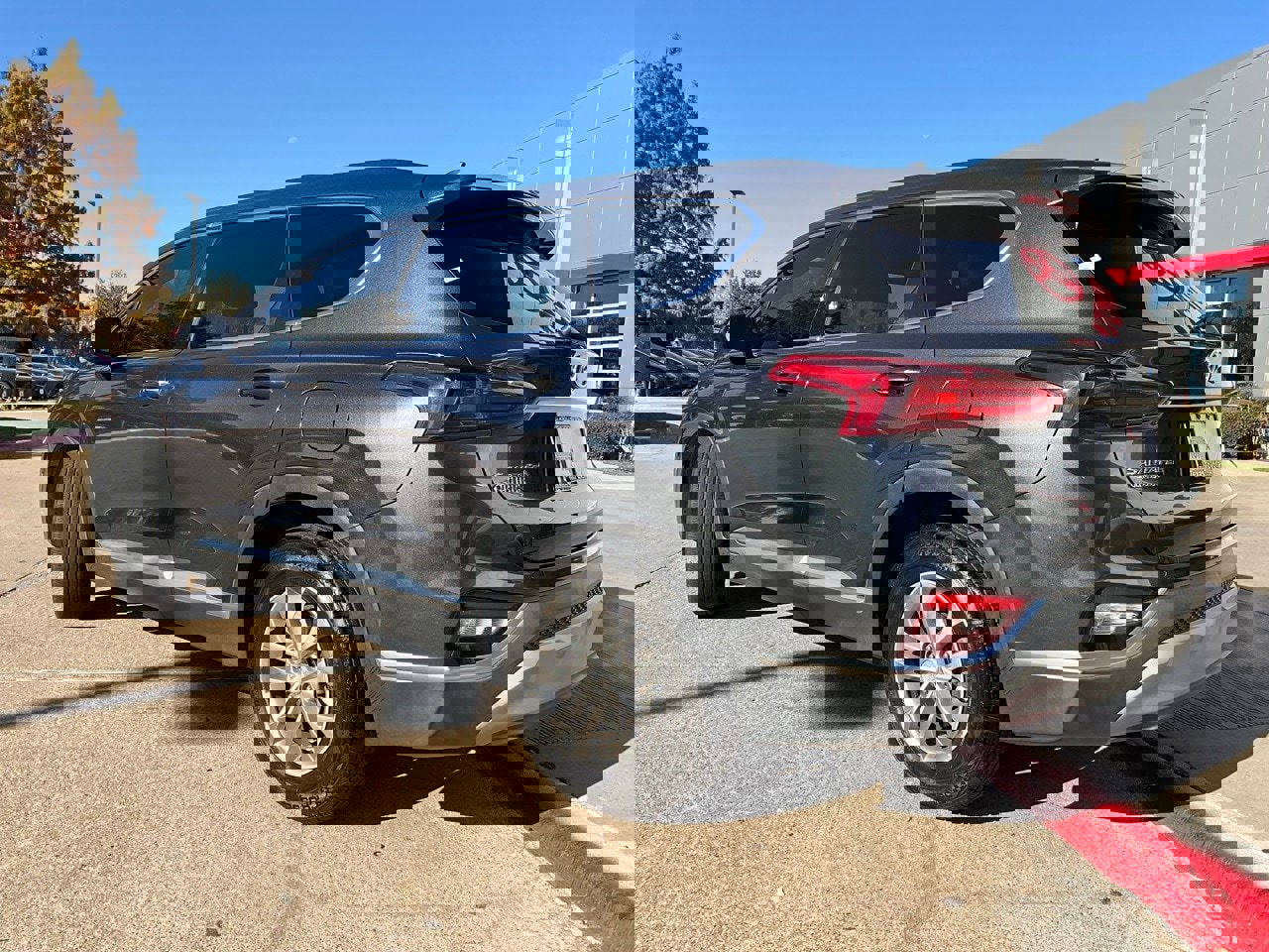 Used 2020 Hyundai Santa Fe SEL image 8