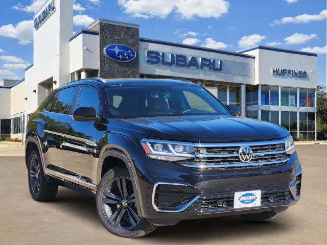 Used 2020 Volkswagen Atlas Cross Sport SE w/ Panoramic Sunroof Package FWD image 1
