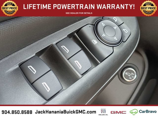Used 2025 Buick Envista Preferred FWD image 25