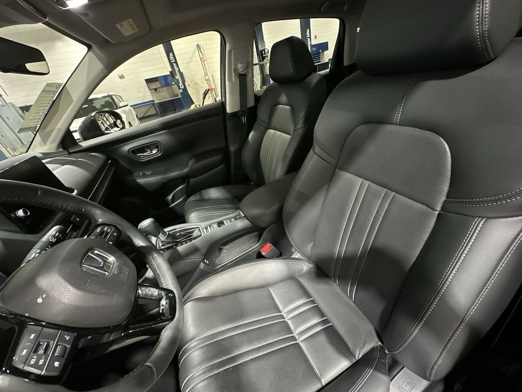 Used 2024 Honda HR-V EX-L image 13