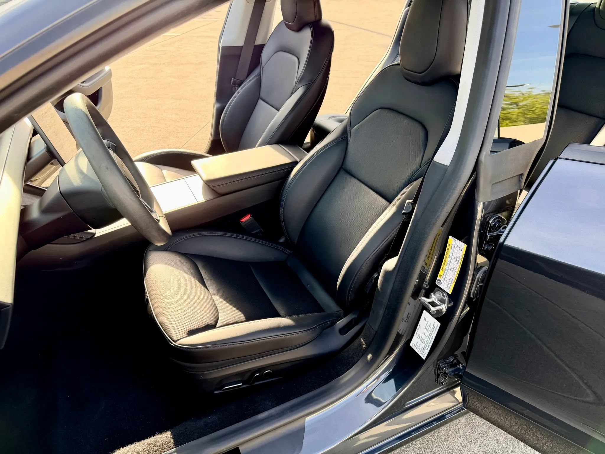 Used 2024 Tesla Model 3 Long Range RWD image 18