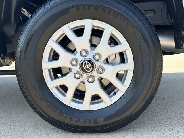 Certified 2025 Toyota Tacoma SR5 image 9