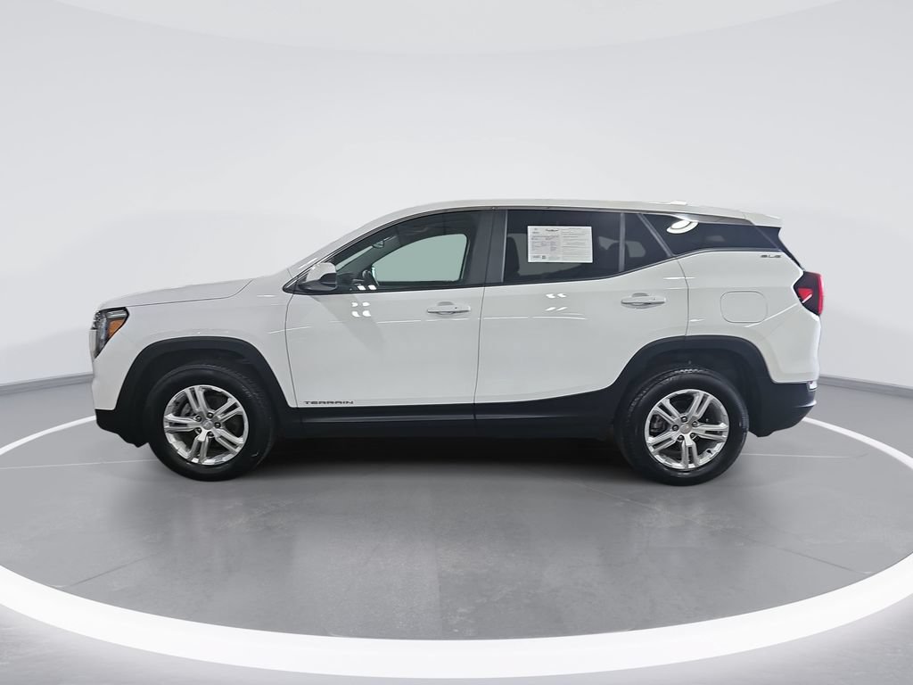 Used 2023 GMC Terrain SLE w/ LPO, Floor Liner Package AWD/4WD image 7