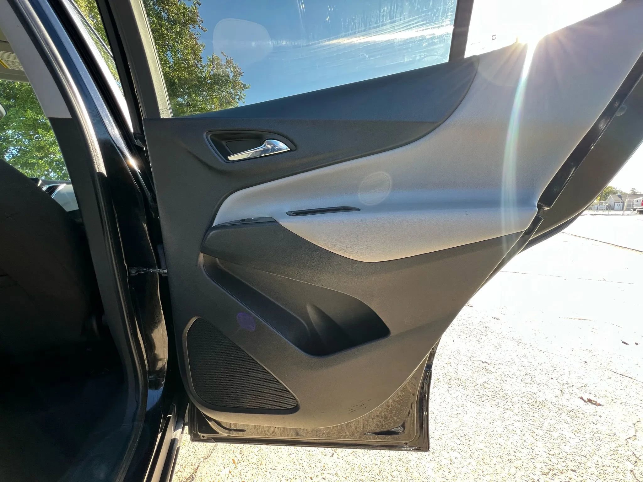 Used 2023 Chevrolet Equinox LS w/ LS Convenience Package image 17