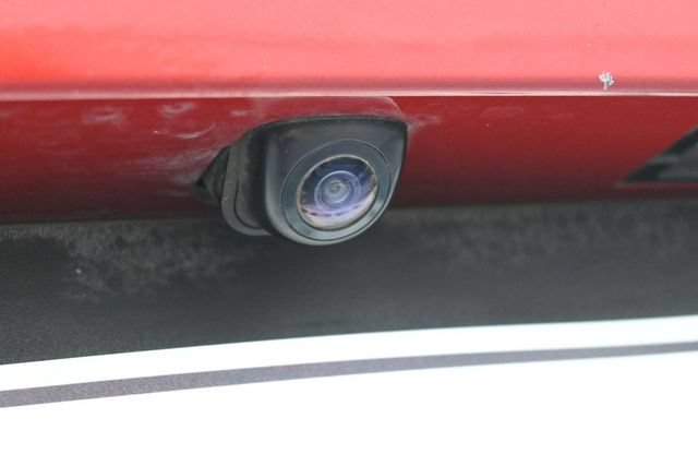 Used 2024 Hyundai Venue SEL FWD image 14