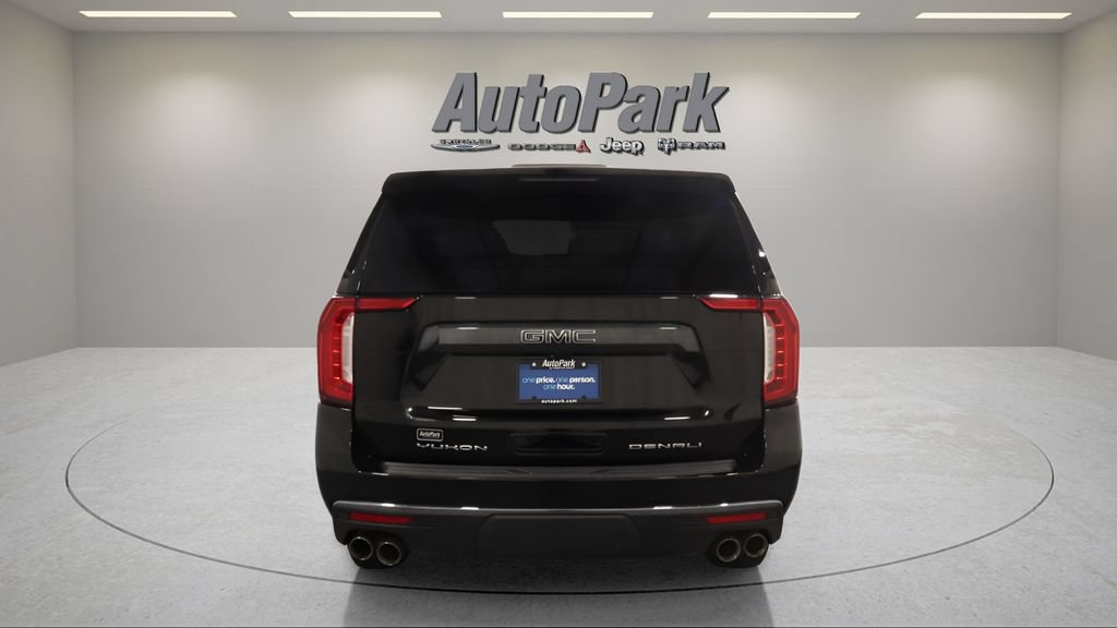 Used 2024 GMC Yukon Denali Ultimate AWD/4WD image 6