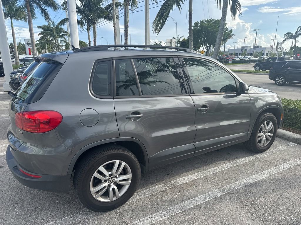 Used 2016 Volkswagen Tiguan S FWD image 5