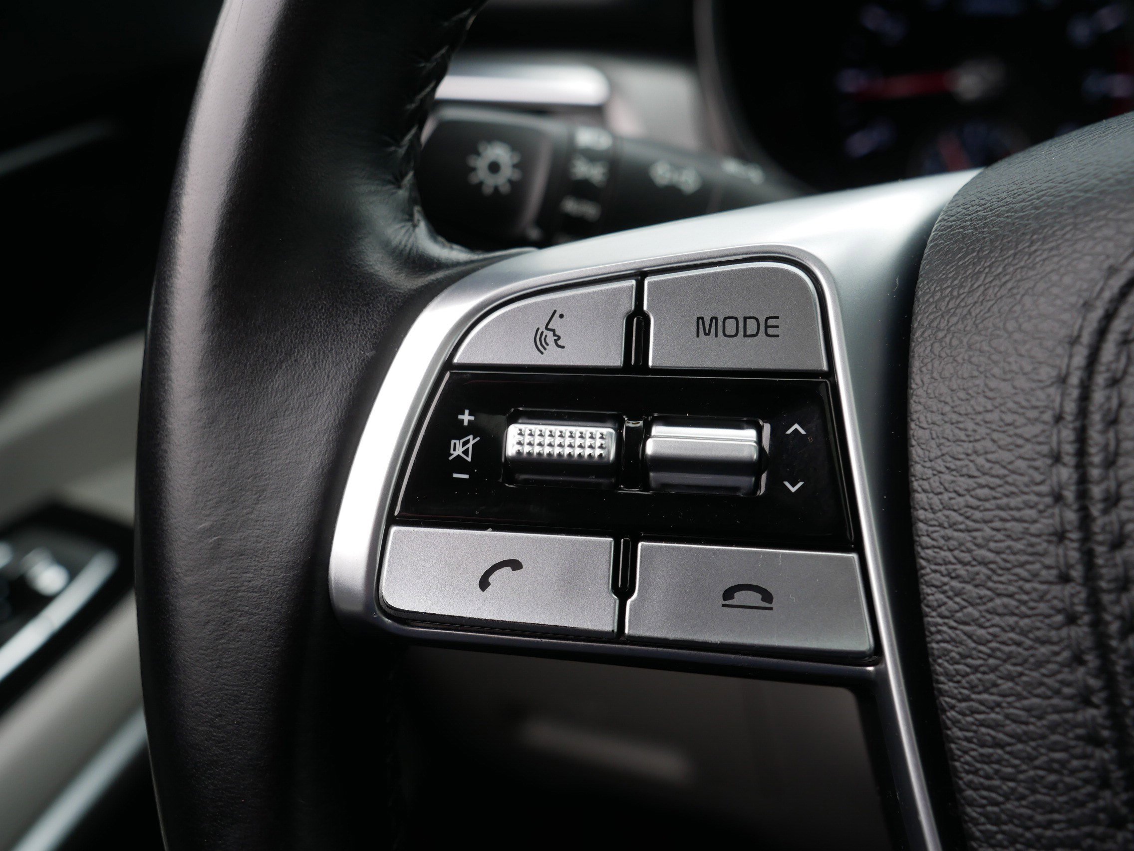 Certified 2022 Kia Telluride S image 28