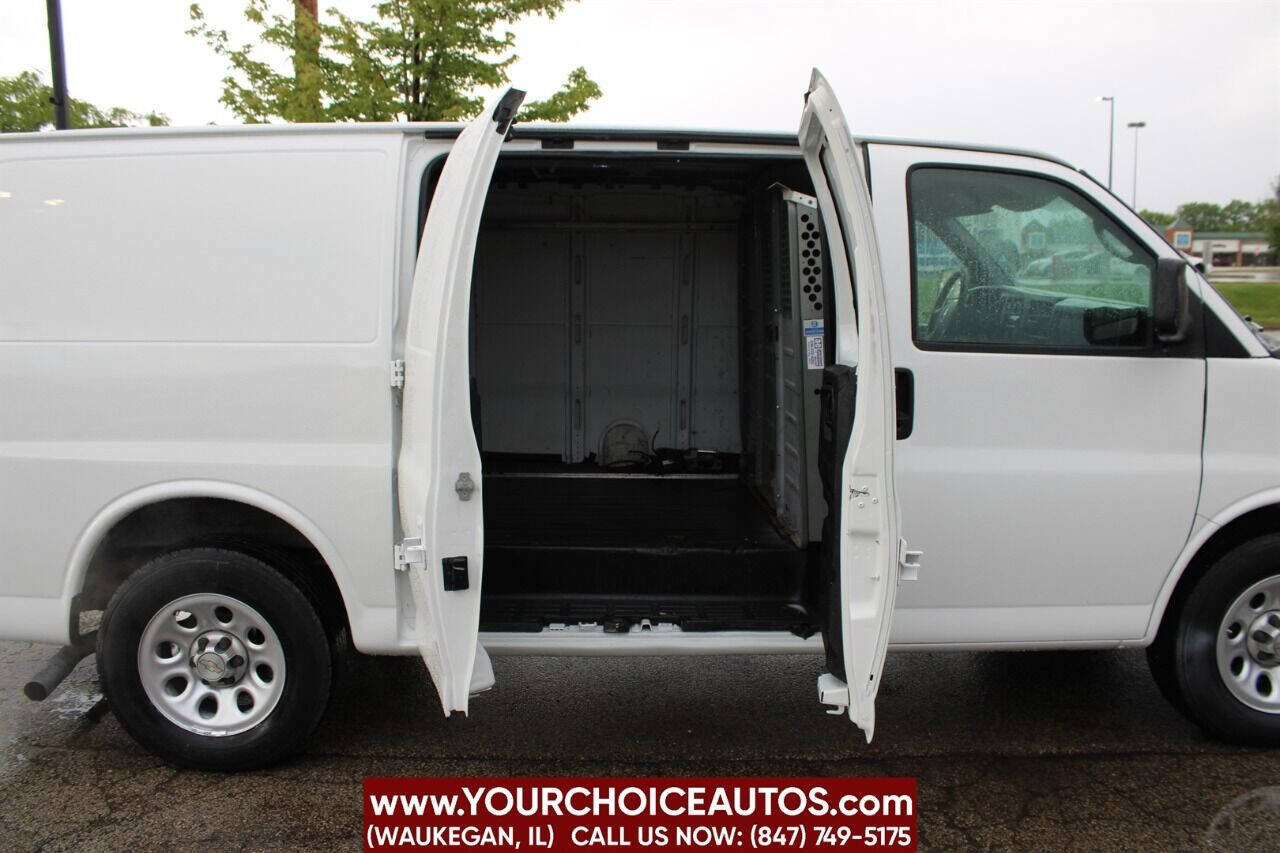 Used 2011 Chevrolet Express 1500 image 26