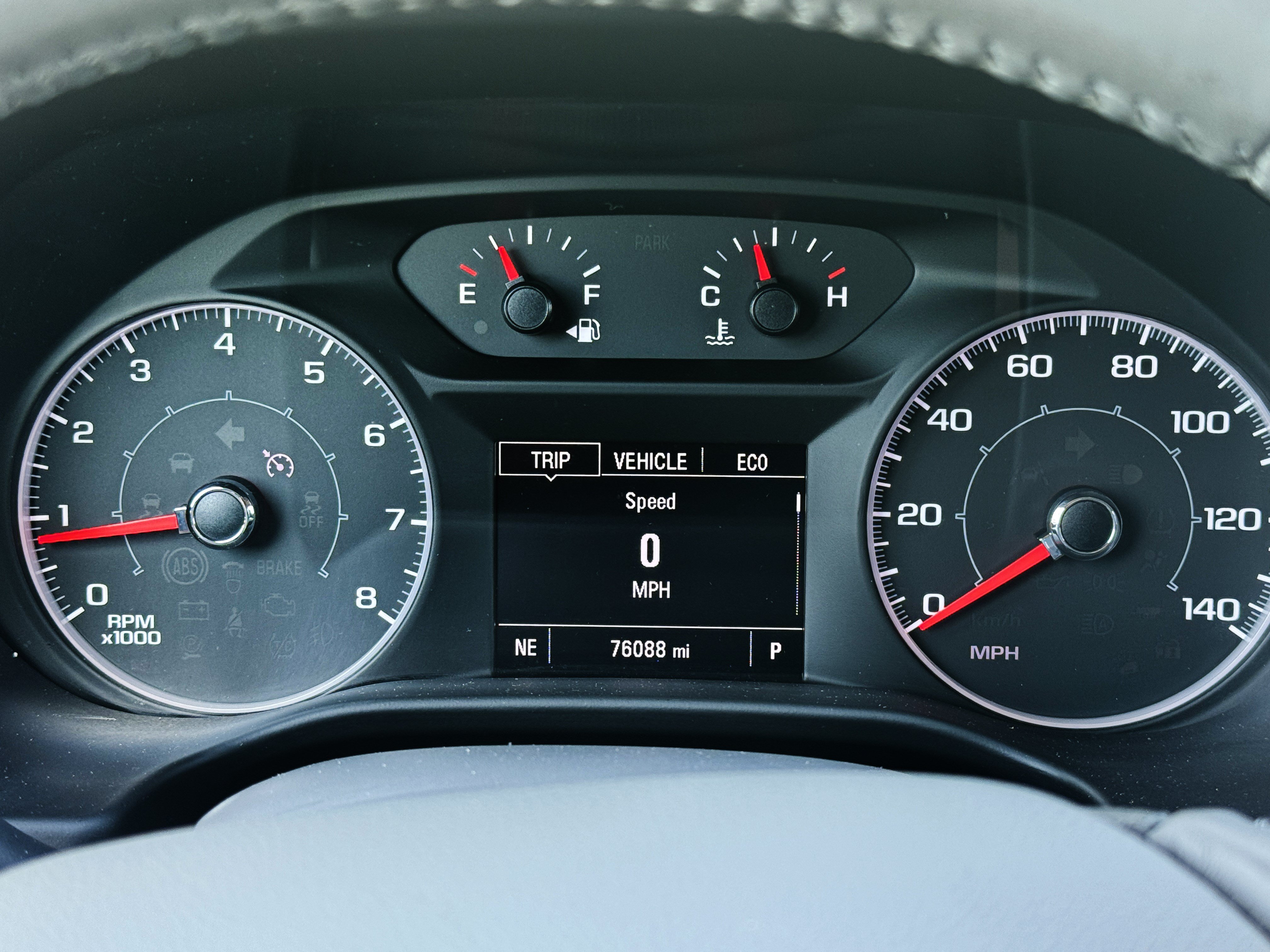 Used 2019 GMC Acadia SLE w/ LPO, Black Accent Package FWD image 32