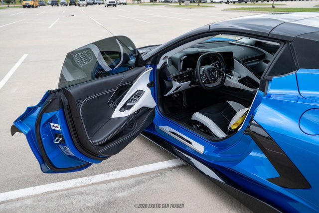 Used 2024 Chevrolet Corvette Stingray Premium Conv w/ Stealth Interior Trim Package RWD image 26