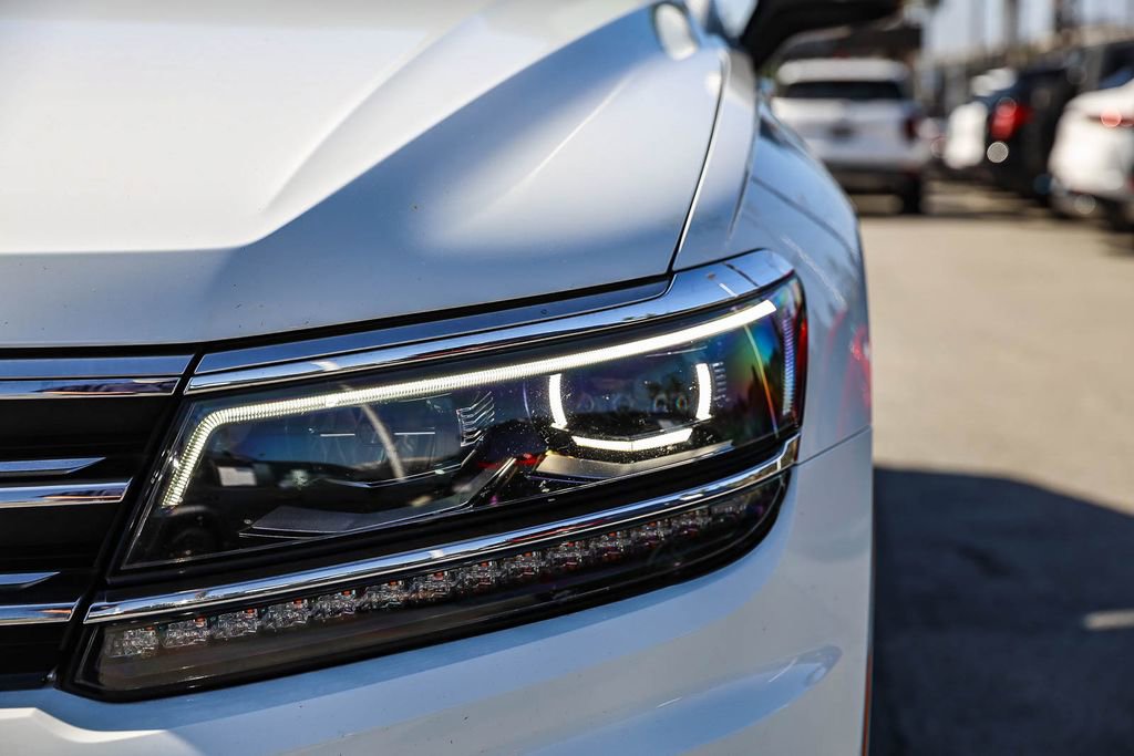 Used 2019 Volkswagen Tiguan SEL Premium AWD/4WD image 10