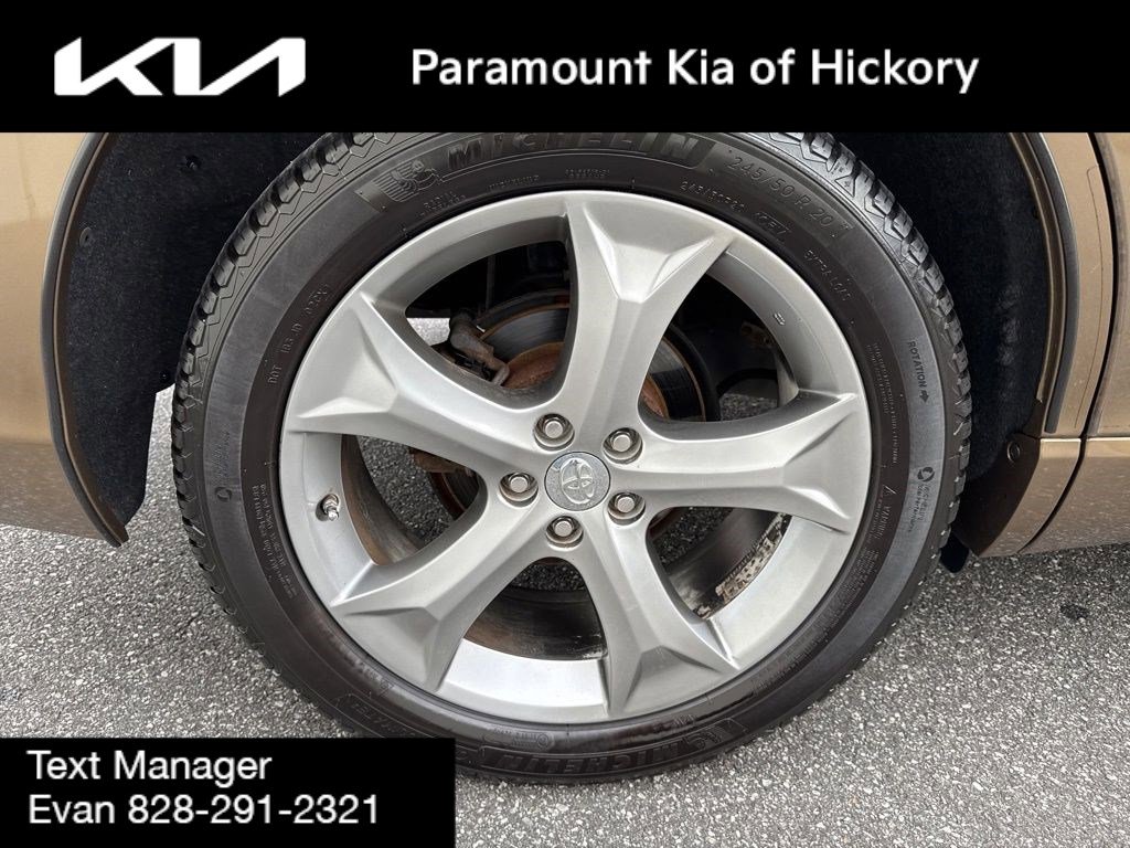 Used 2013 Toyota Venza LE image 9