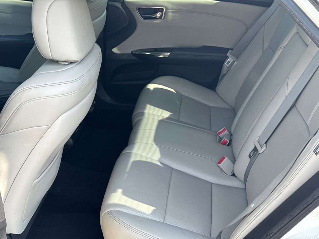 Used 2013 Toyota Avalon Limited image 20