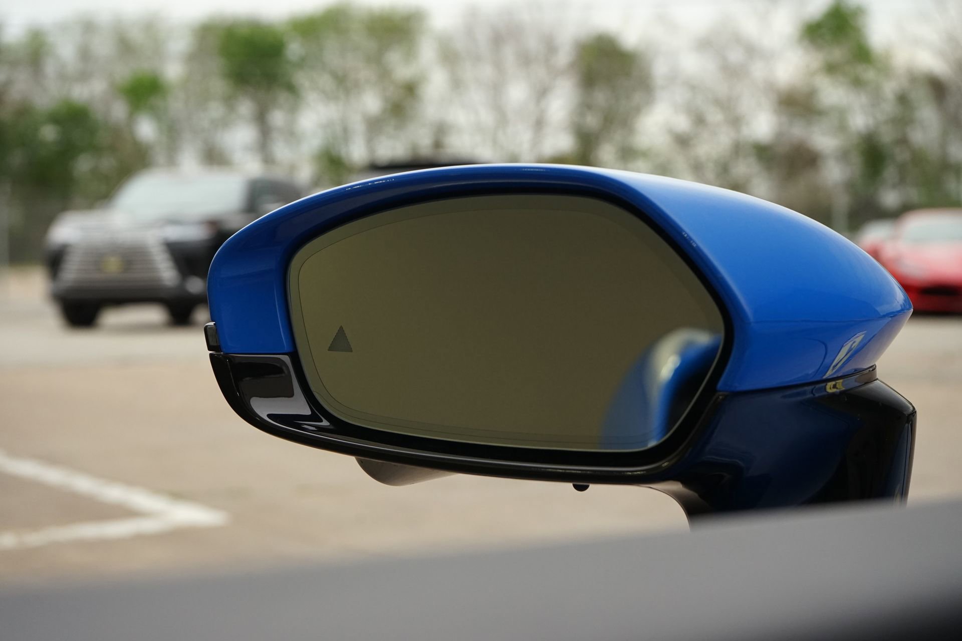 Used 2025 Ferrari SF90 Spider image 33