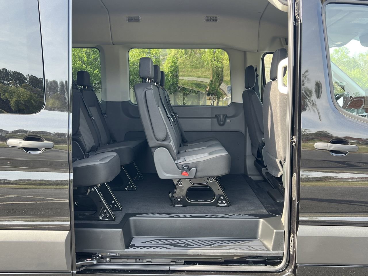 New 2026 Ford Transit 350 148 Medium Roof Wagon RWD image 19