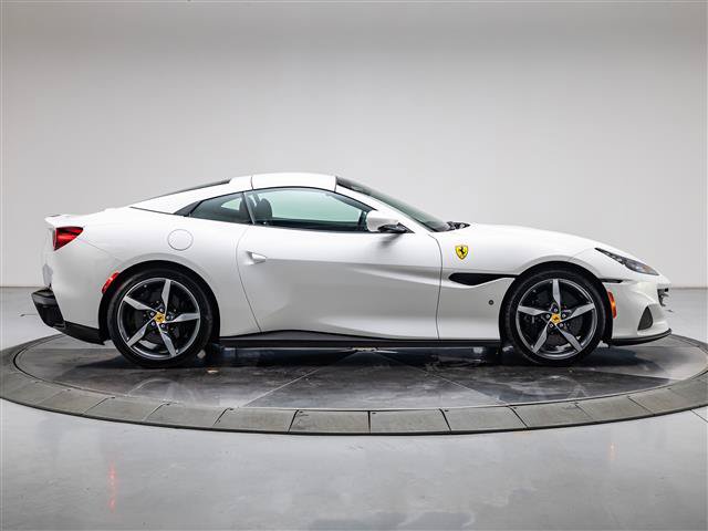 Used 2023 Ferrari Portofino M RWD image 14