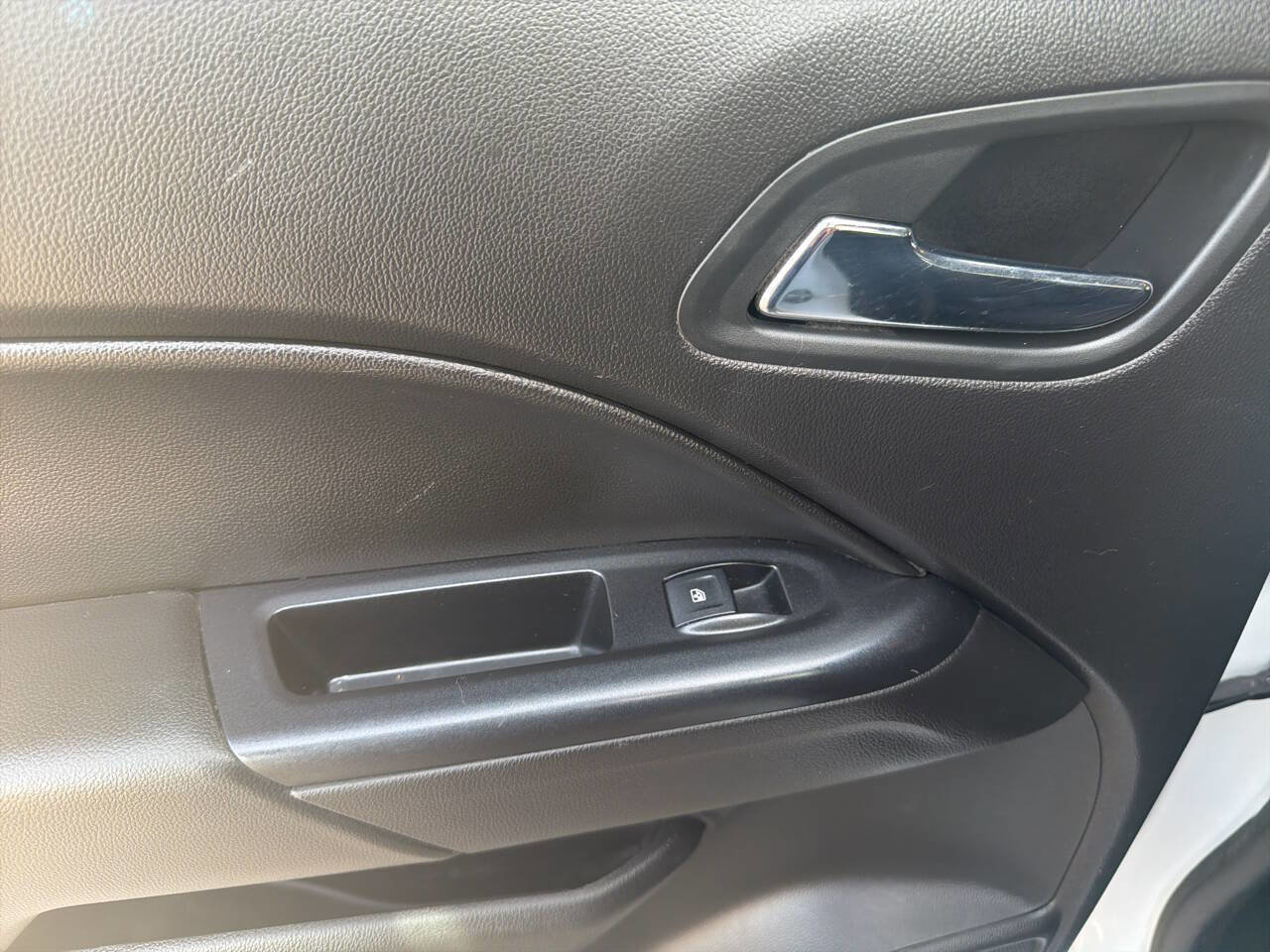 Used 2016 Chevrolet Colorado LT w/ LT Convenience Package image 24