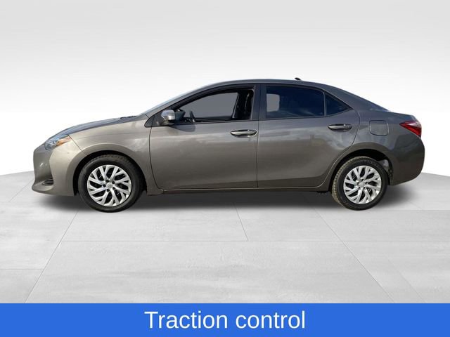 Used 2019 Toyota Corolla LE image 2