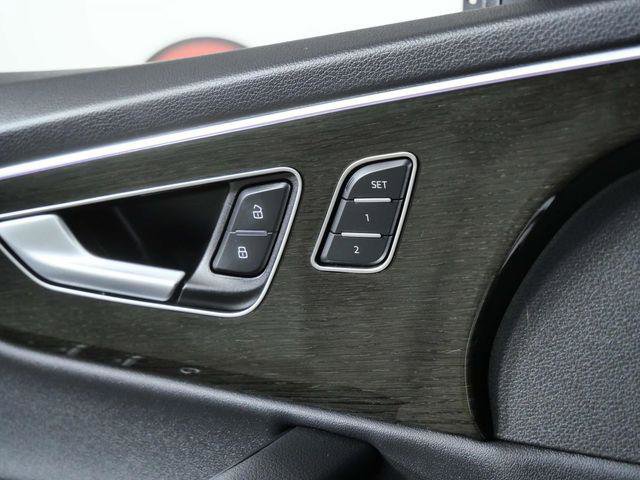 Used 2025 Audi Q7 2.0T Premium w/ Convenience Plus Package image 25