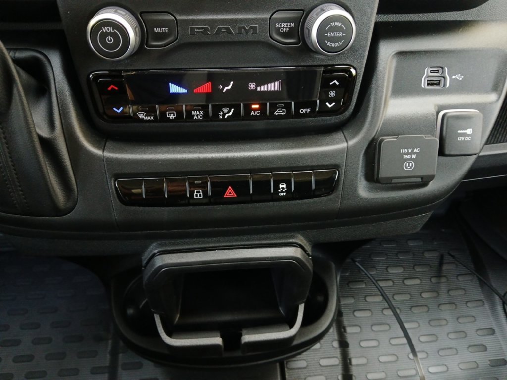 New 2026 RAM ProMaster 2500 w/ Convenience Group FWD image 4