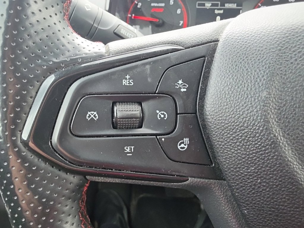Certified 2024 Chevrolet Trax RS w/ Driver Confidence Package FWD image 6