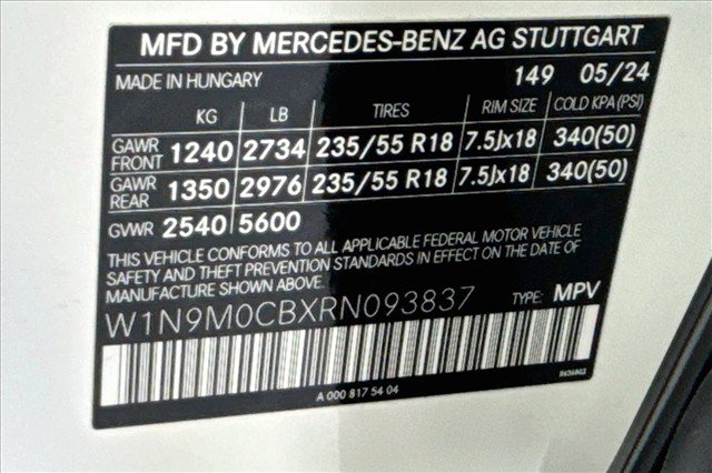 Used 2024 Mercedes-Benz EQB 250+ image 29