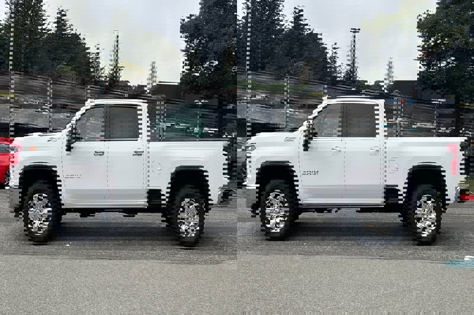 Used 2020 Chevrolet Silverado 2500 LTZ w/ LTZ Plus Package image 7