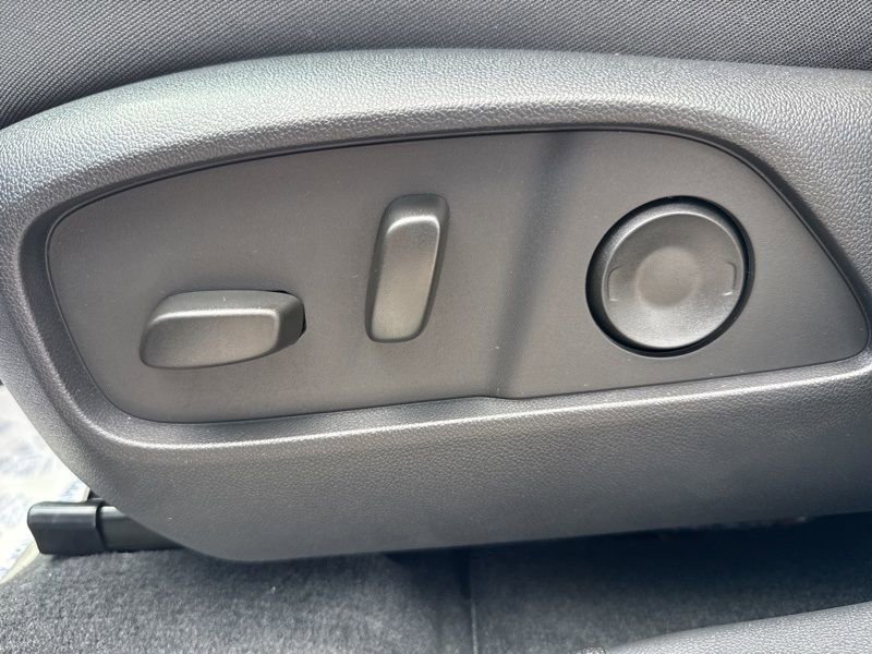 New 2026 Chevrolet Equinox ACTIV w/ Convenience Package III image 13