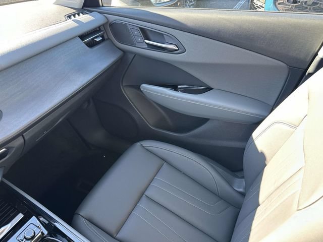 New 2026 Audi Q3 quattro 2.0T AWD/4WD image 13
