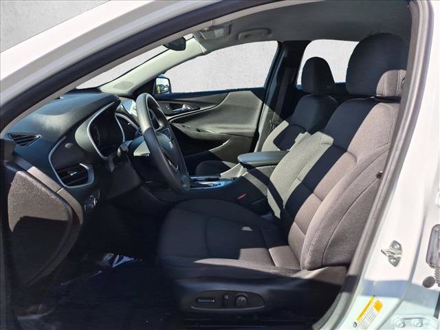 Used 2023 Chevrolet Malibu LT FWD image 15