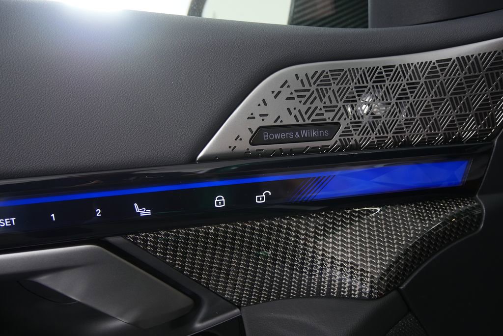 New 2026 BMW M5 w/ Carbon Package image 13