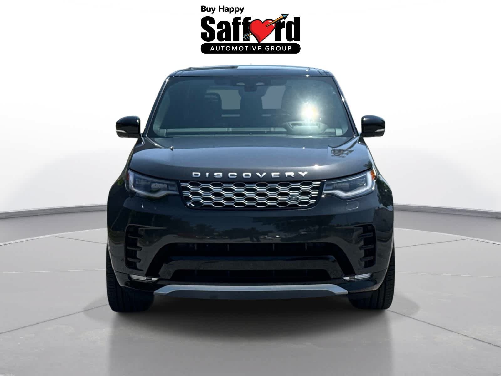 Used 2024 Land Rover Discovery Metropolitan Edition AWD/4WD image 8