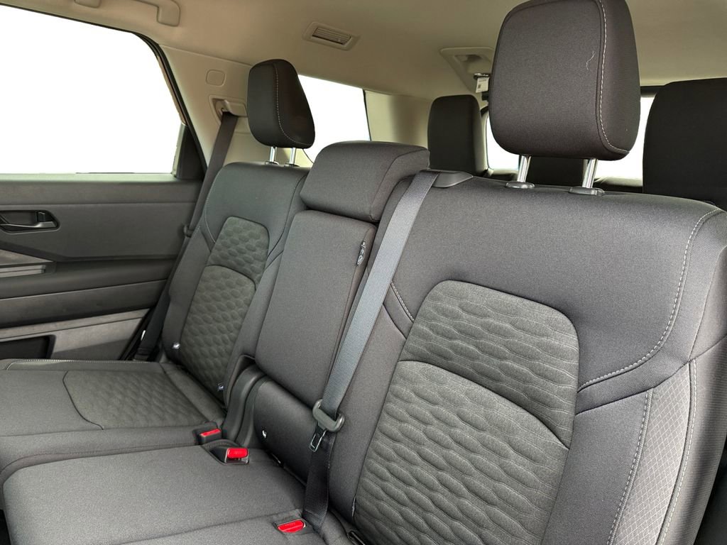 New 2026 Nissan Pathfinder SV image 14