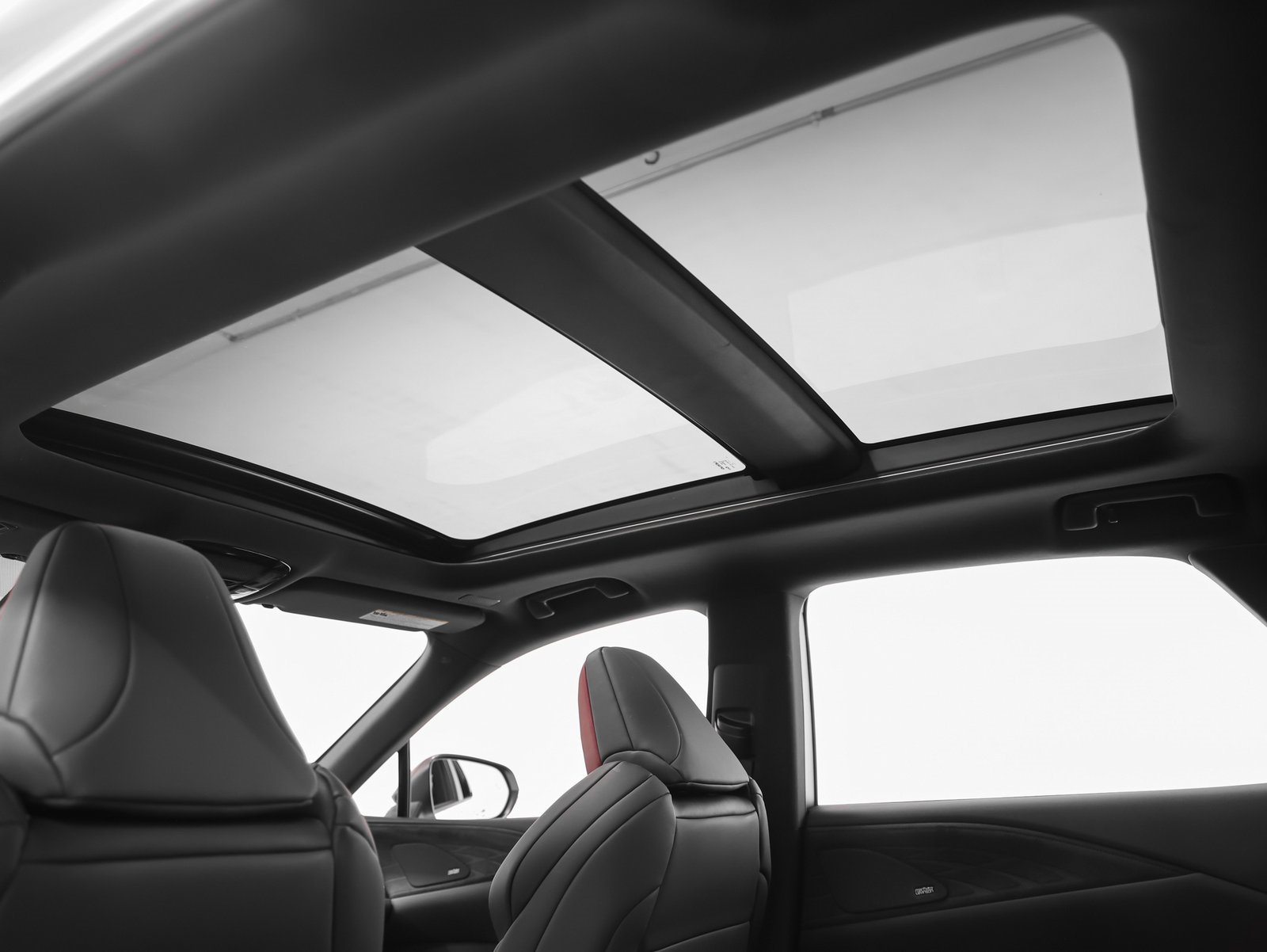 Used 2023 Lexus RX 500h F Sport image 48