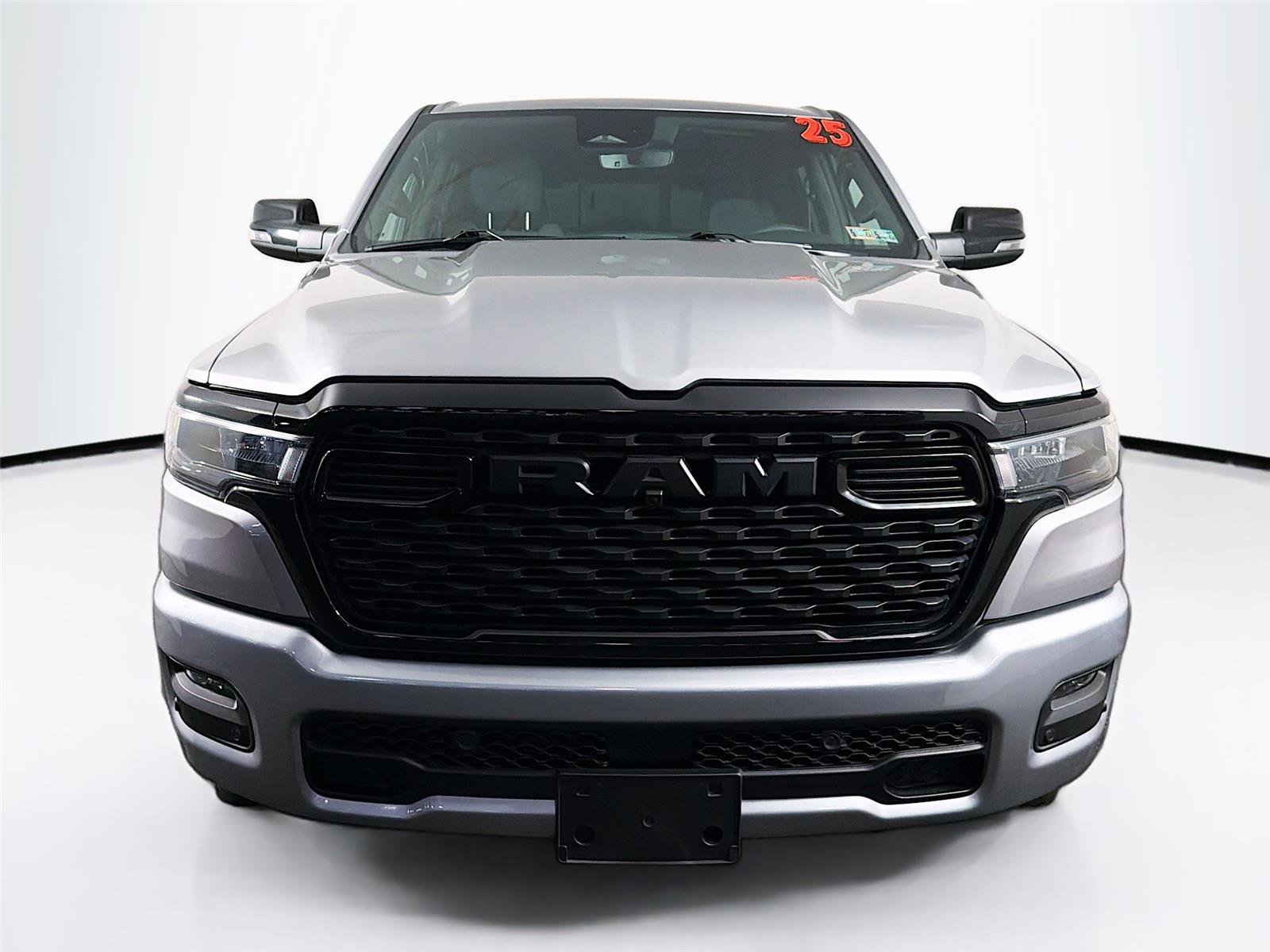 Used 2025 RAM 1500 Big Horn AWD/4WD image 6