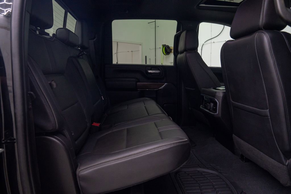 Used 2023 Chevrolet Silverado 2500 High Country w/ Technology Package image 19