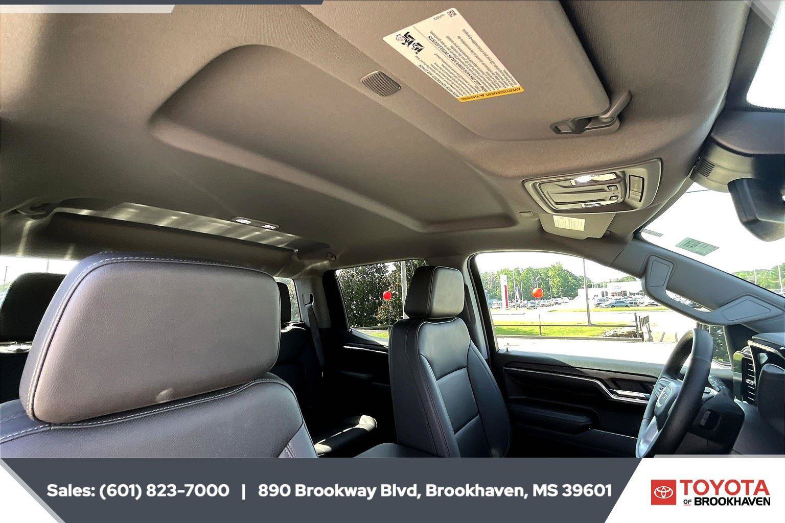 Used 2024 GMC Sierra 1500 SLT AWD/4WD image 16