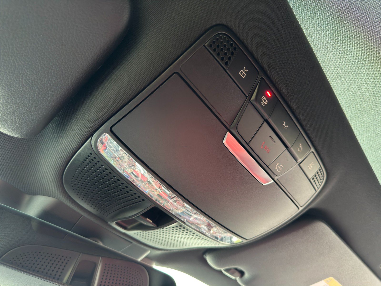 Used 2023 Mercedes-Benz E 450 Coupe w/ AMG Line image 40