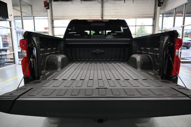 New 2026 Chevrolet Silverado 1500 RST w/ RST All Star Premium Package AWD/4WD image 8